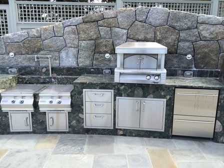 custom outdoor kitchen
